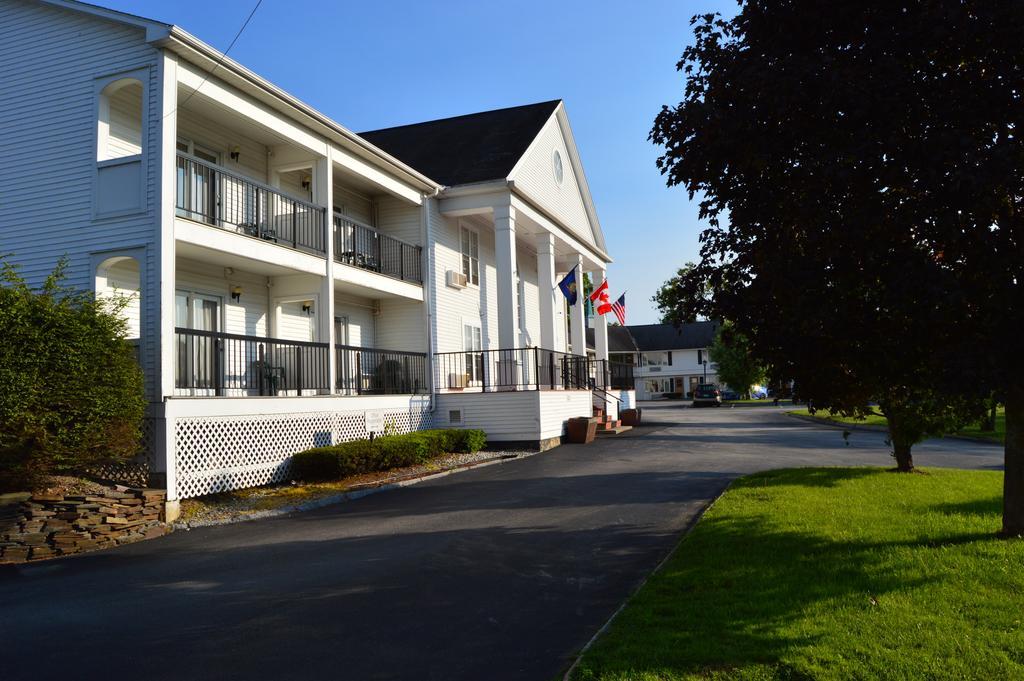 New World Inn Barre ภายนอก รูปภาพ
