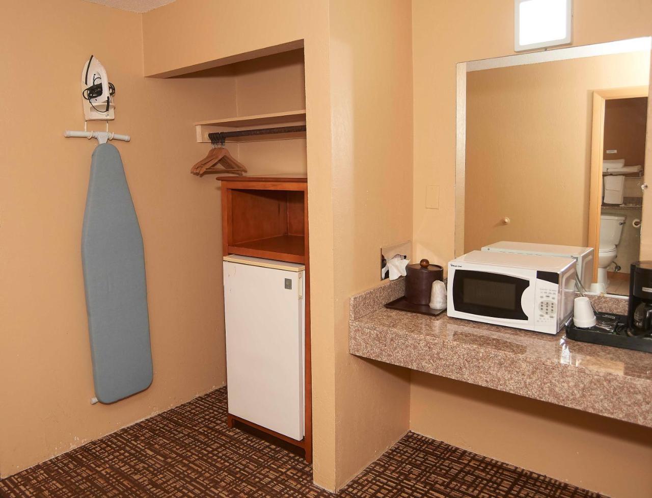 New World Inn Barre ภายนอก รูปภาพ